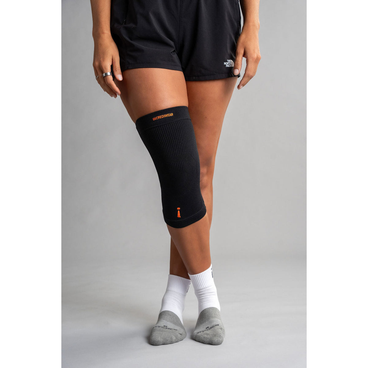 Incrediwear Knee Sleeve - Black
