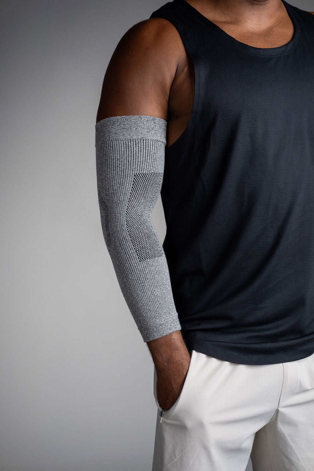 Incrediwear Elbow Sleeve - Grey